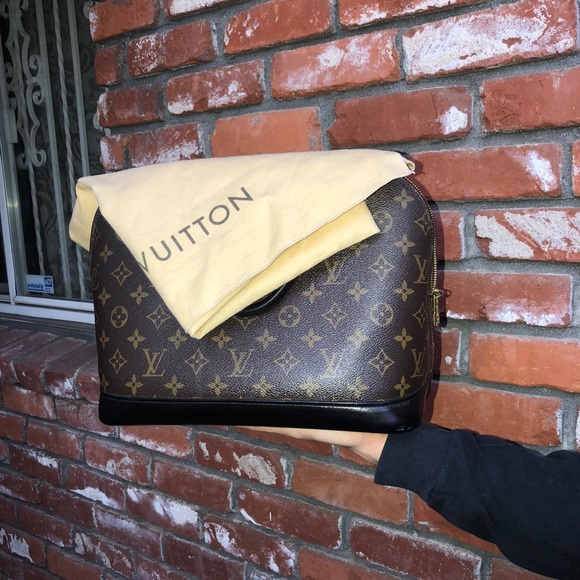 Louis Vuitton Alma PM in monogram - Picture 5 of 6